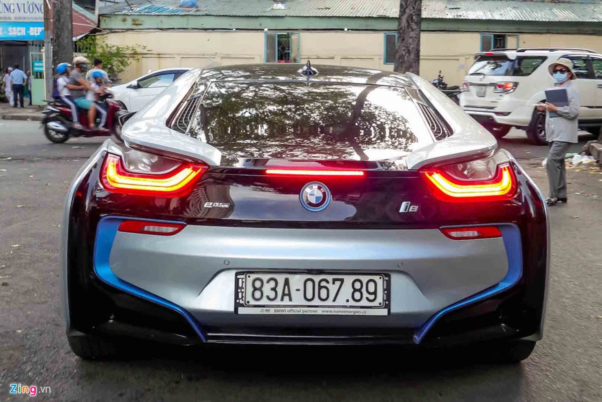 Thieu gia ve so Soc Trang &quot;cuoi&quot; sieu xe BMW i8 tai SG-Hinh-3